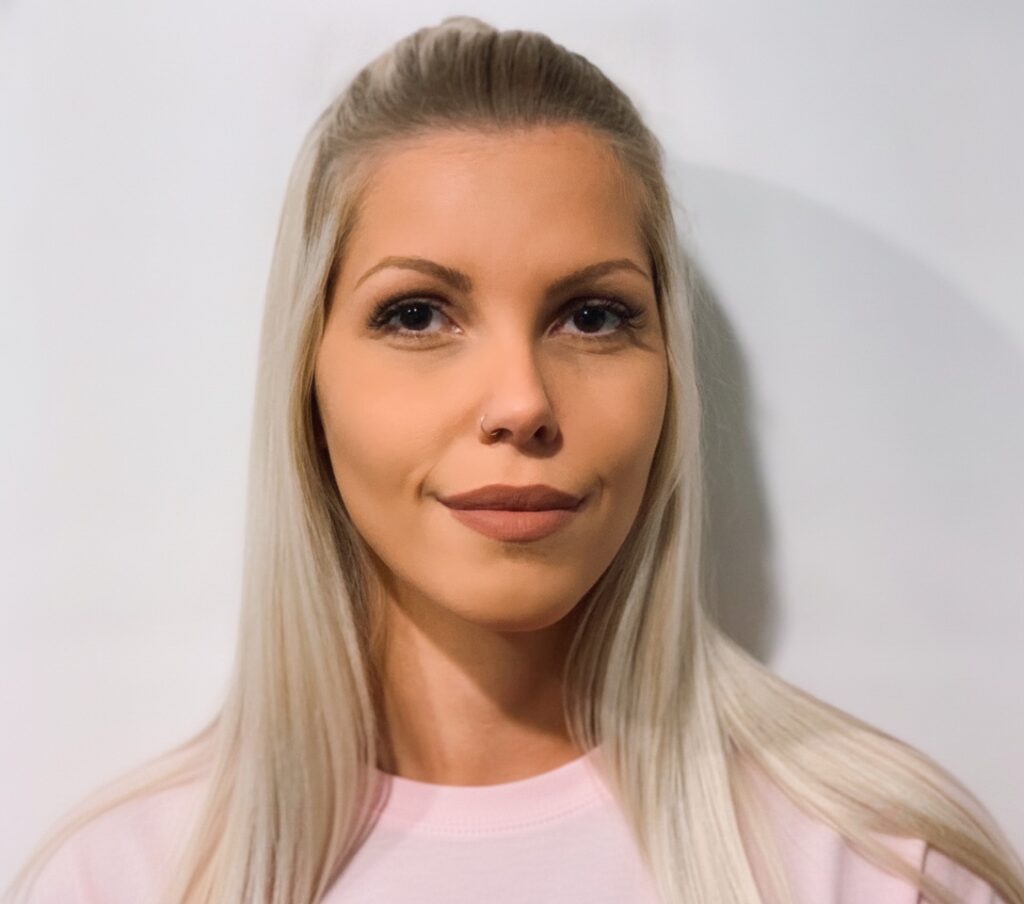Nika, Nicole Parfums Nederland